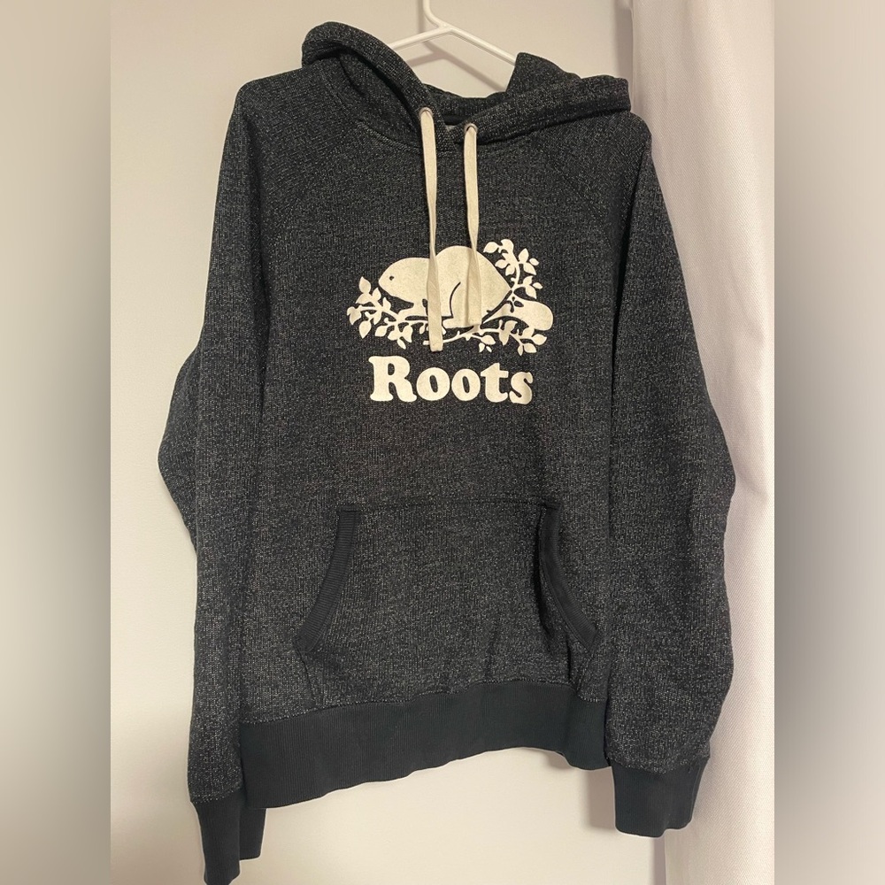 Roots sweater